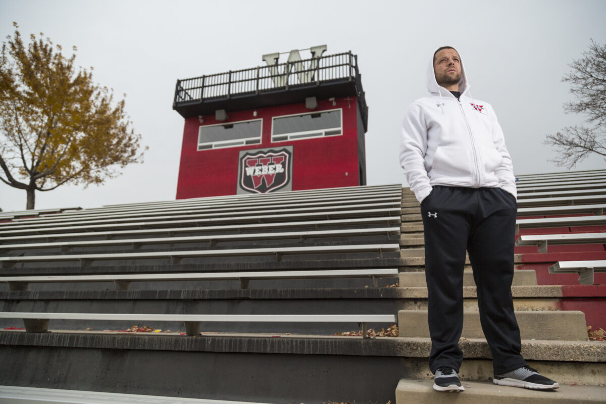 COACH OF THE YEAR Matt Hammer makes football history at er News